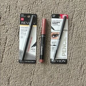 Revlon Eyeliner and Colorstay Lipstick Set